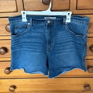Levi heritage high rise Jean shorts